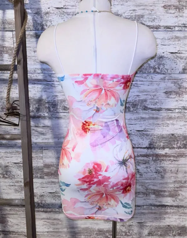 Boutique White Floral Mini Dress - Image 6