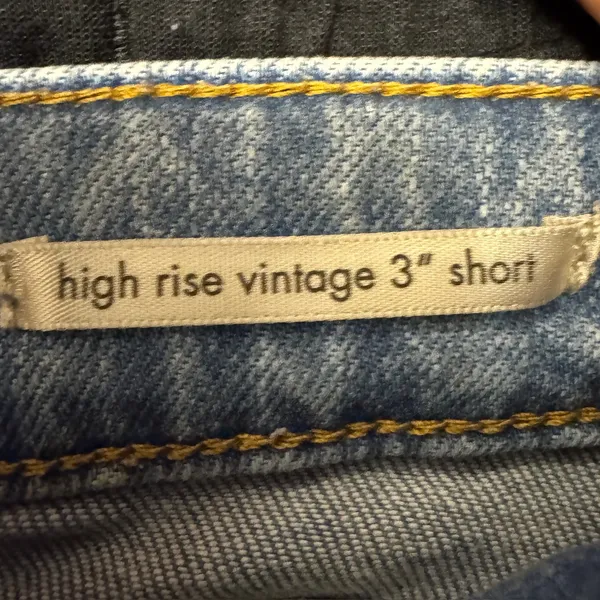 2234 | Wrangler High Rise Vintage Distressed Denim Shorts Light Wash Women 30 - Image 5