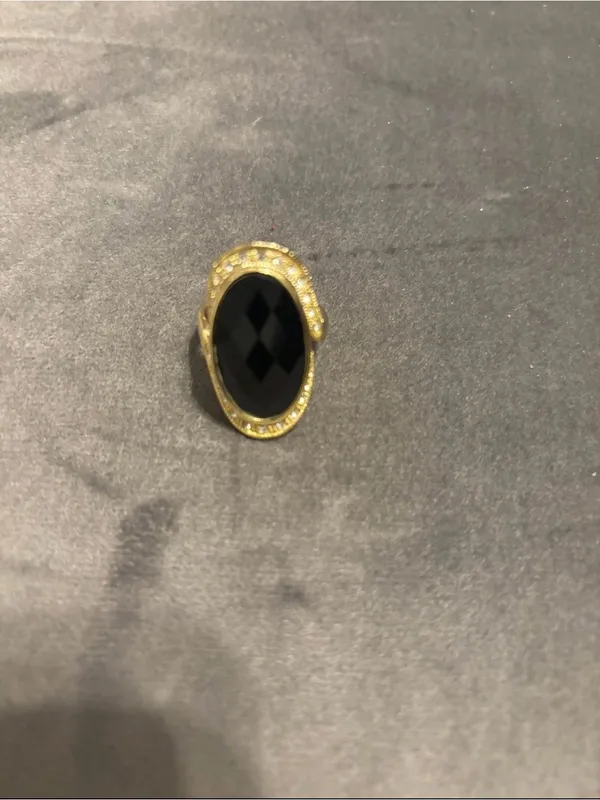 Gold-Tone Black Oval Large Jet Stone Ring with Crystal Accents Size 9 - Image 3