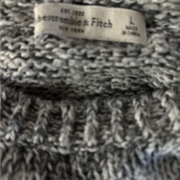 Abercrombie & Fitch Marled Gray Women's Sweater-large - Image 3