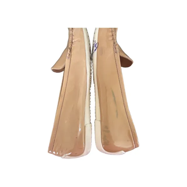 Stuart Weitzman Patent Leather Tan Loafer Driving Shoe Size 9 - Image 4