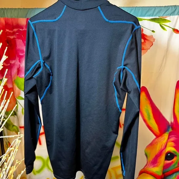 P86. Nike Pro navy blue long sleeve turtleneck Size M - Image 4