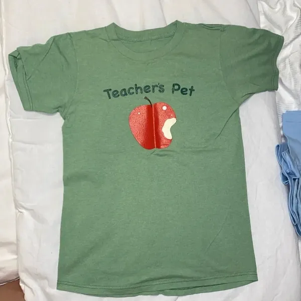 “Teacher’s Pet” Marvelous Wonderettes T-Shirt - Image 3