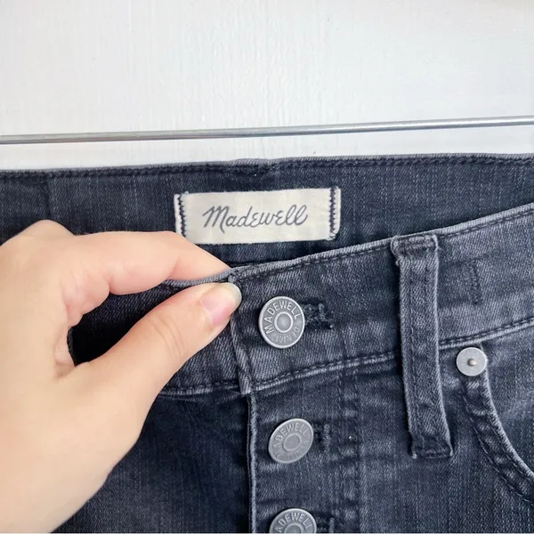 Madewell • 10" High-Rise Skinny Jeans in Berkeley Black: Button-Through Edition - Image 5