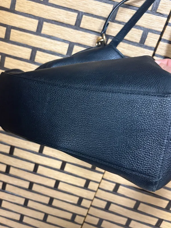Coach Hallie black pebbled leather shoulder bag - Image 10