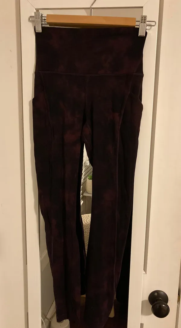 Lululemon Align High Rise Diamond Dye Cassis Black with pockets 25” - Image 2
