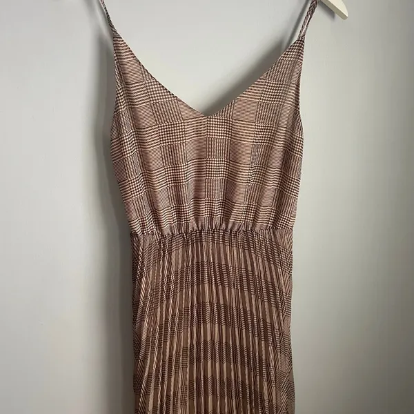 Joie Brown Brown Plaid Pleated‎ Midi Dress size Small Geometric Preppy Academia - Image 3