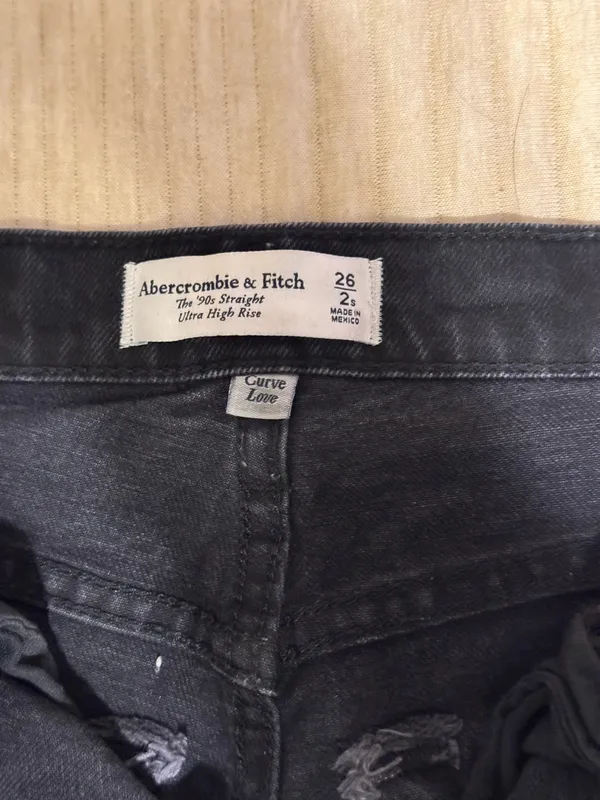 Black Abercrombie Jeans - Image 5