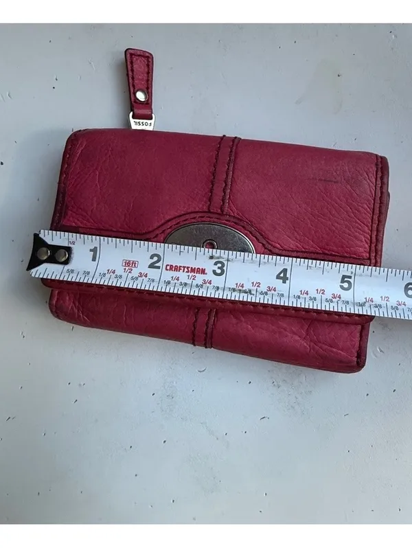 Fossil Red Leather Trifold Wallet with Zipper Pocket - Image 8