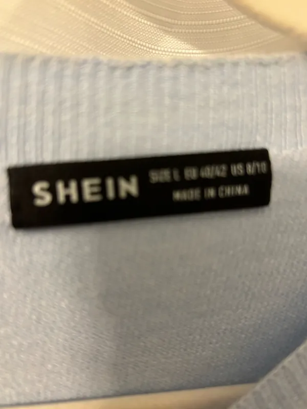 Light blue dress with opening in back - Image 4