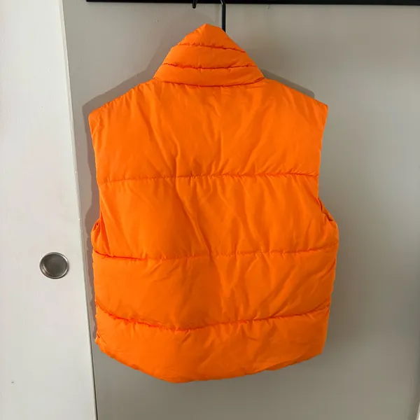 Urban Outfitters BDG Orange Cropped Puffer Vest NWT - Image 2