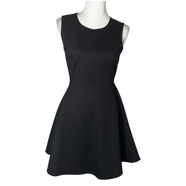 Lulus Women's Black Lace Open Back Skater Short Dress Size M Cocktail Fit & Flare - Image 7