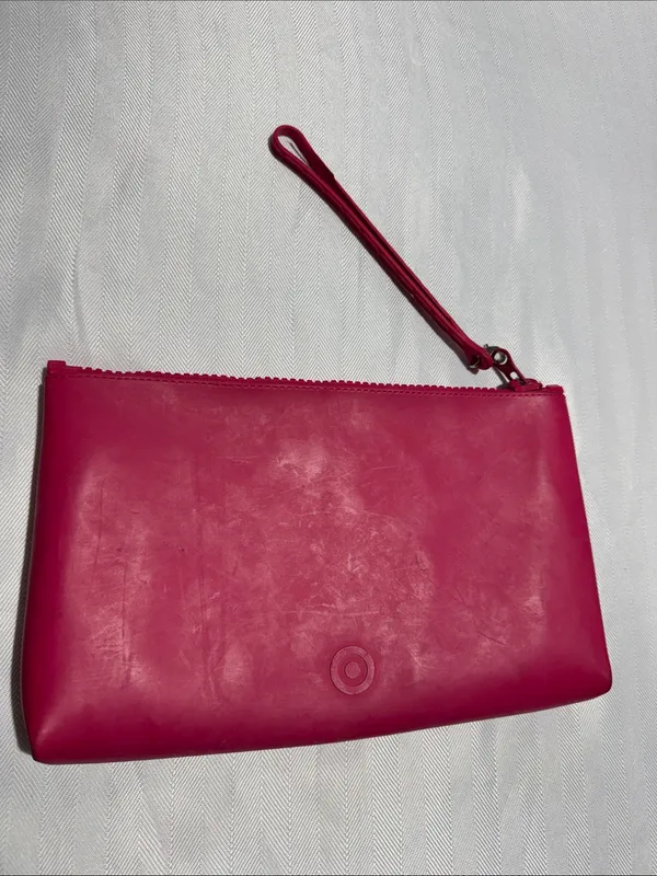 Hunter Hot Pink Wristlet Clutch - Image 2