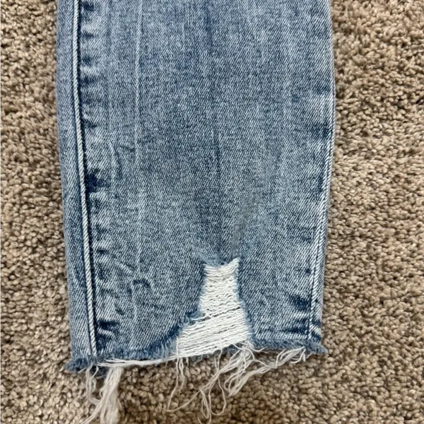 Abercrombie & Fitch High Rise Light Blue Jeans - Image 3