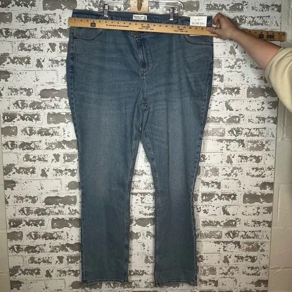 Abercrombie & fitch | women nwt denim jeans 90’s slim straight highrise - Image 5
