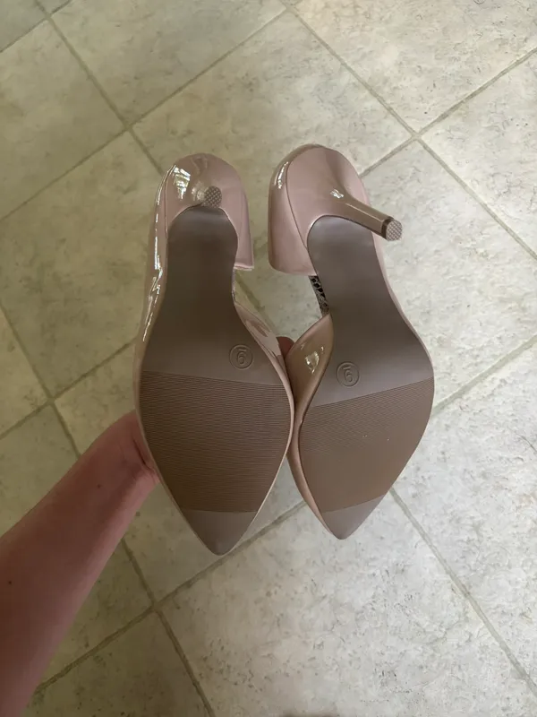 Mossimo Nude Heels - Image 4