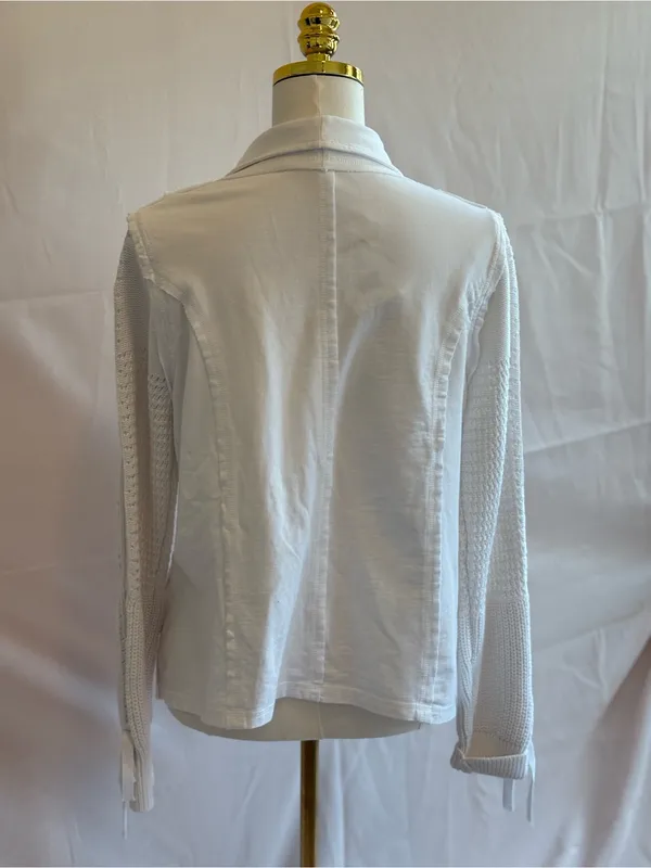 Leo & Nicole White Lightweight Knit Cardigan - Image 2