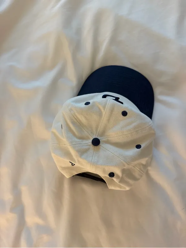Daily Drills Vintage DD SnapBack Hat/Cap in White and Navy Blue - Image 7