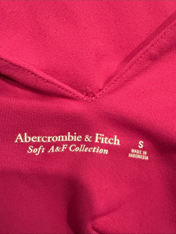 Abercrombie & Fitch soft collection hot pink thong bodysuit size small . - Image 5