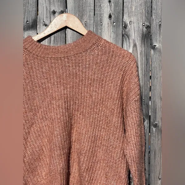 Aerie chunky knit sweater in a light brown or burnt orange color - Image 5