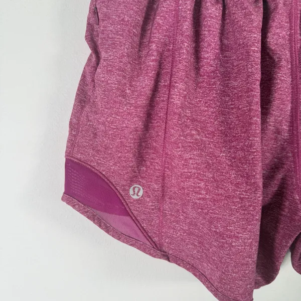 Lululemon‎ Hotty Hot Short II Long 4" Heather Lux Multi Deep Fuschia Womens 6 - Image 4