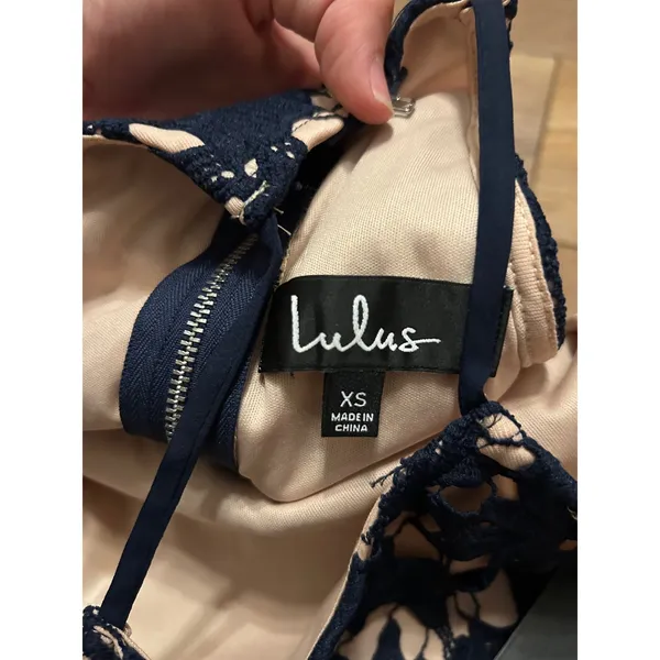 Lulus Love Poem Navy Blue Lace Halter Dress Nude Lining JMD6353 Womens XS NEW - Image 6