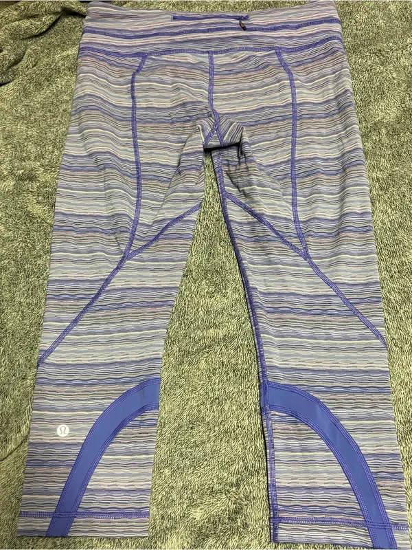 lululemon athletica Lavender Striped Capri Leggings - Image 4