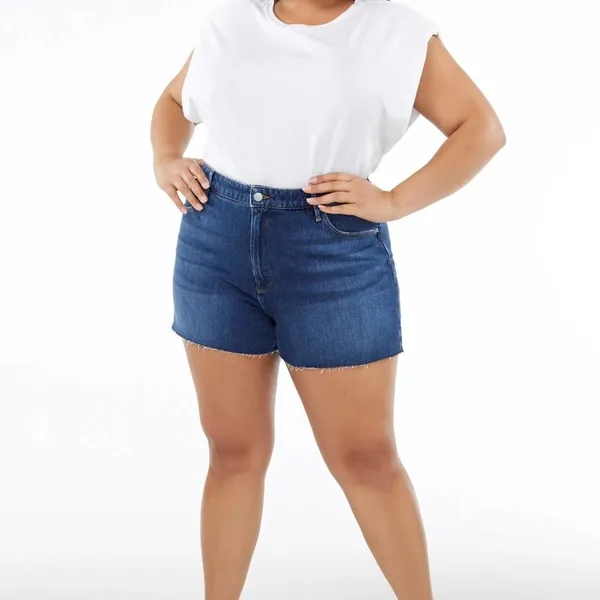 Good American cut off denim shorts blue 464 size 24‎ plus size - Image 6