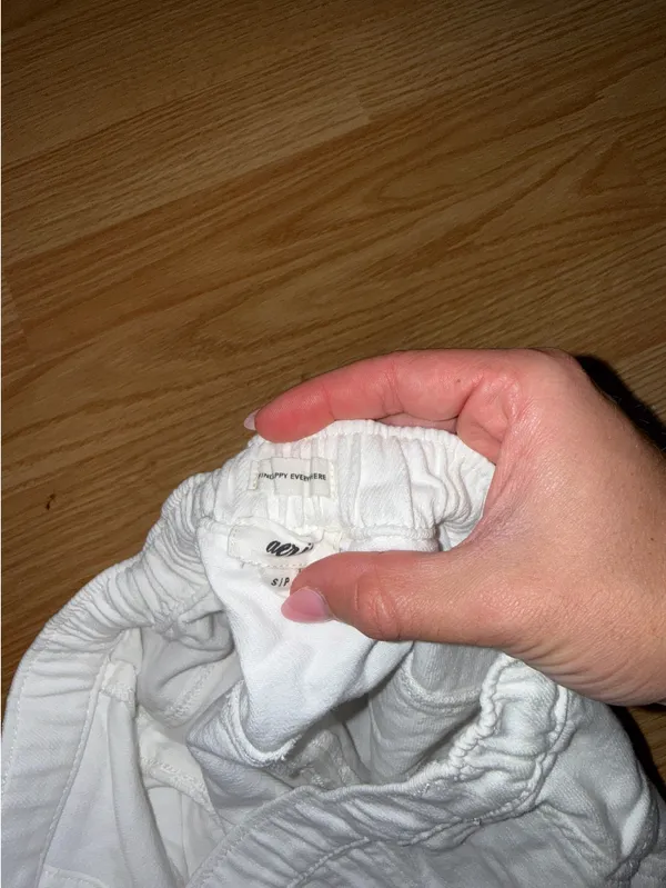 Aerie white skirt - Image 2