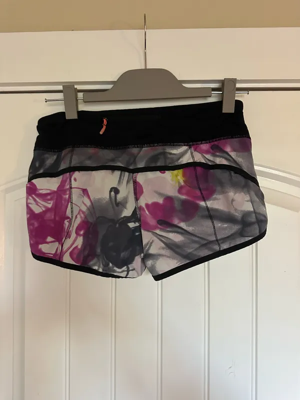 Vintage Lululemon Shorts Speed Up - Image 2