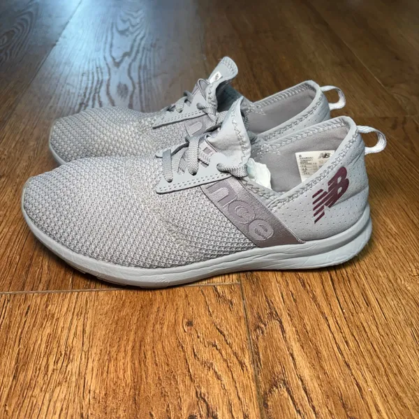 New Balance FuelCore Nergize Womens 7.5 Gray Walking Shoes Memory Foam - Image 4
