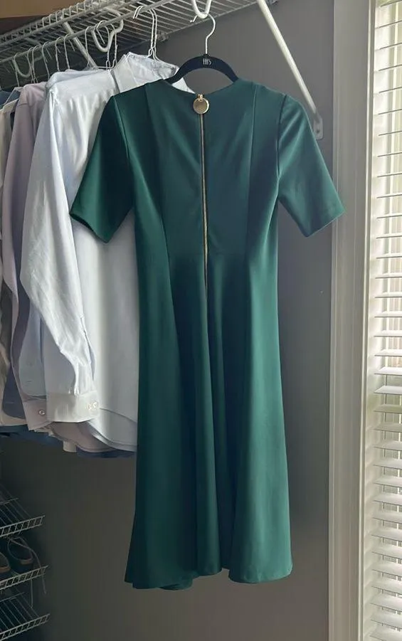 Green dress - Image 2