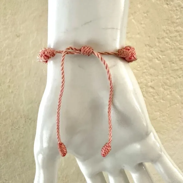 Hello Kitty macrame adjustable bracelet Pink - Image 2
