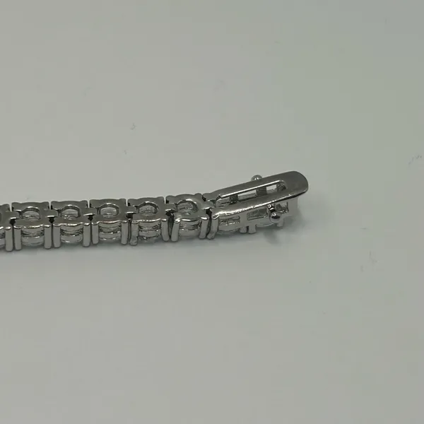 Kay Jewelers Moissanite Tennis Bracelet Silver 5mm 8 Inch Brand New VVS1 Crazy Shine No Pass - Image 6