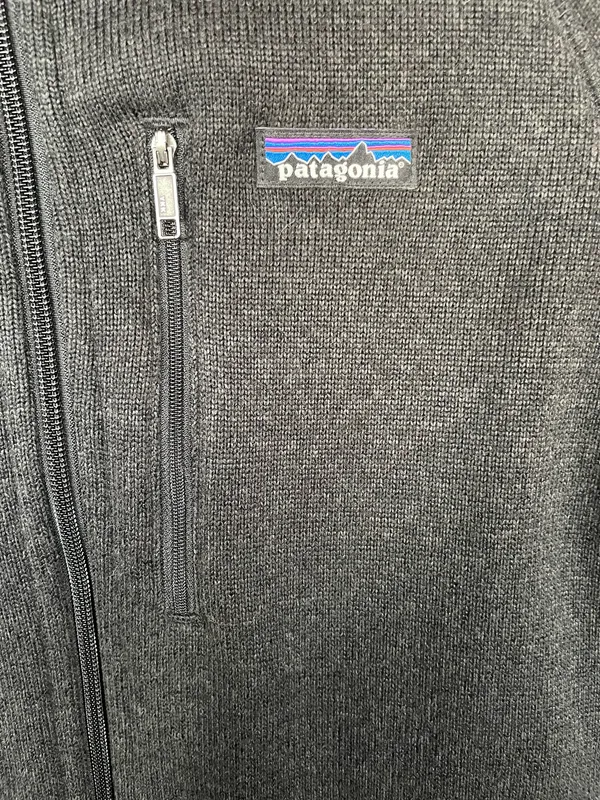 Patagonia Men’s worn wear Full Zip Fleece Jacket Black Gray Size Medium Very New - Image 3