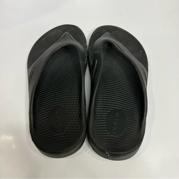 Oofos Ooriginal black sandals flip flops comfort sandals unisex‎ sizing - Image 4