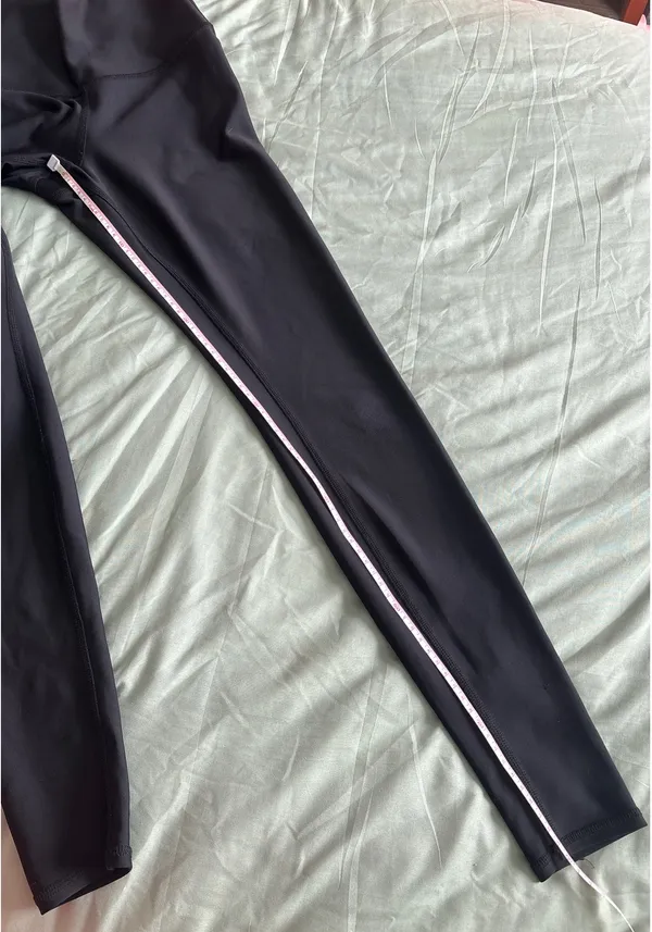 Alo Yoga Leggings - Image 11