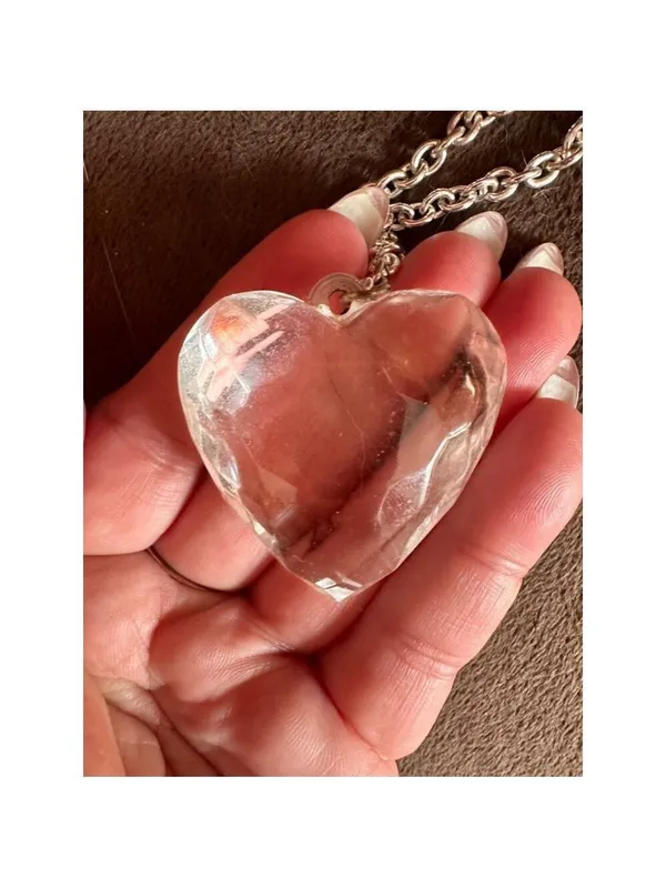 Clear Heart Gemstone Silver Tone Chain Necklace - Image 5