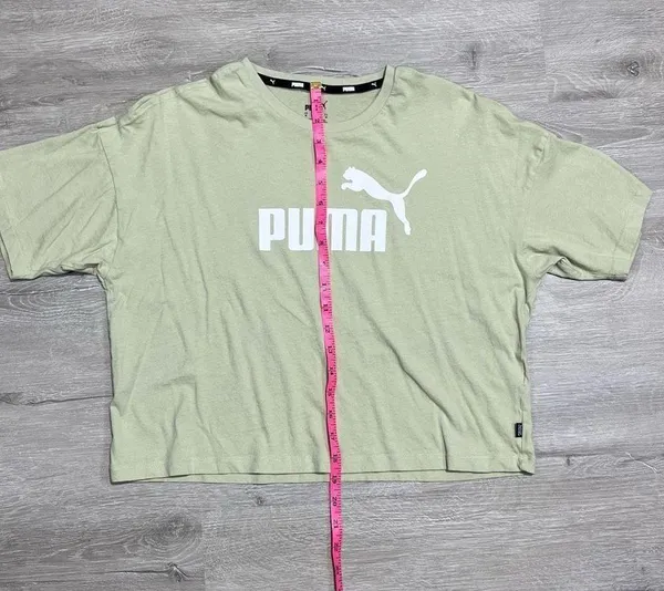 Puma Athletic Crop Top Women’s Size Medium - Image 9
