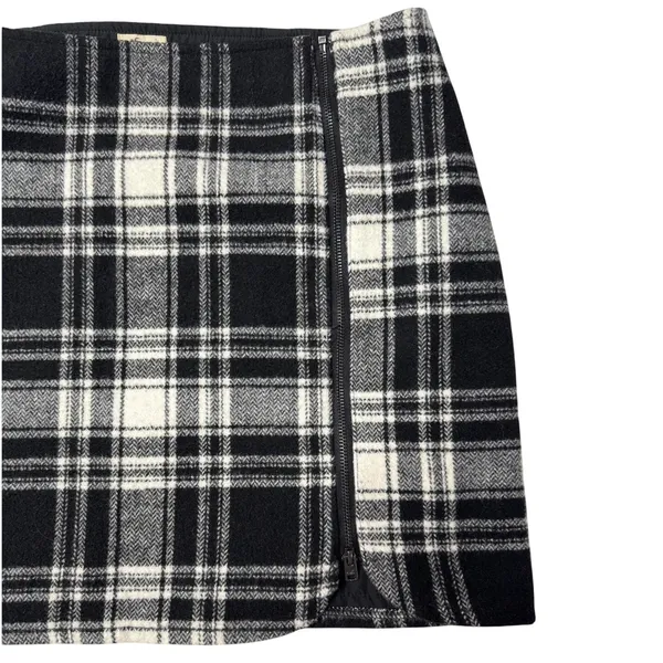 Hollister Black White Plaid Wool Blend Mini Skirt Size 7 Preppy Zip Front - Image 4