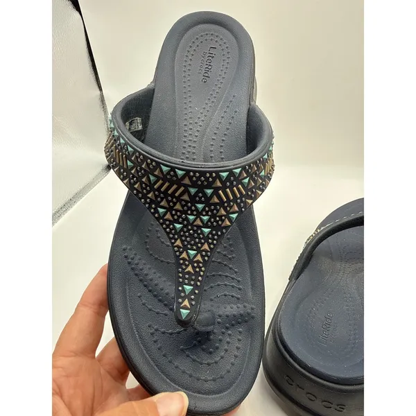 Crocs LiteRide Vibe Flip Sandals Navy Blue Studded Geometric Women 8 206084 - Image 6