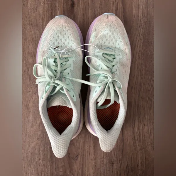 Hoka Clifton 9 running shoes women’s teal and purple 9.5 - Image 2