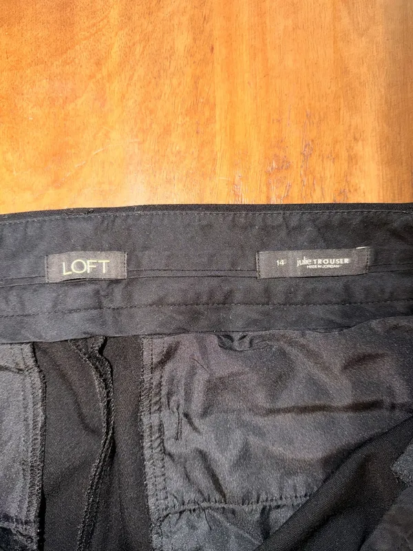 Loft Julie Trousers Black - Image 2
