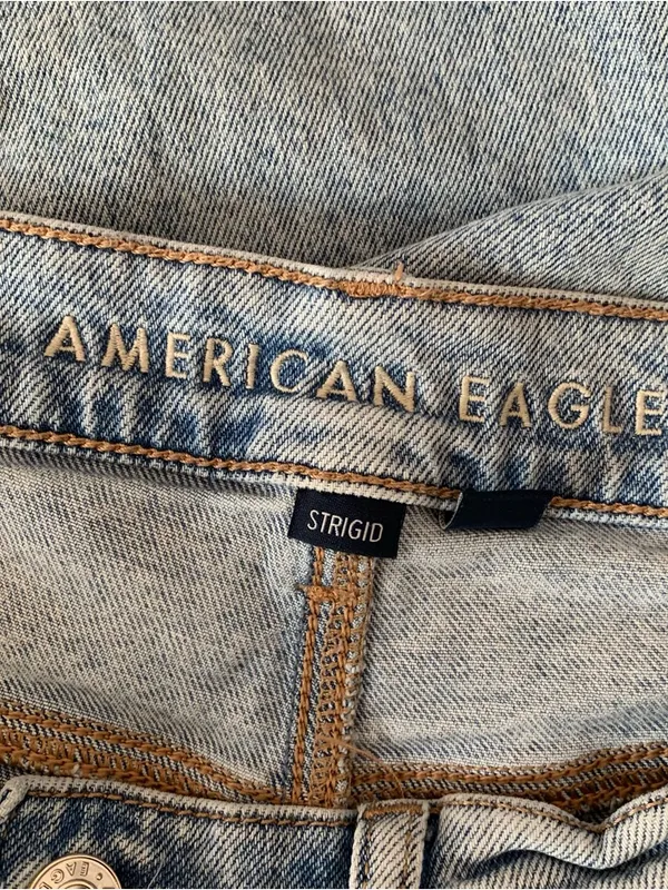 American Eagle Ripped Straight Leg Jeans - Image 3