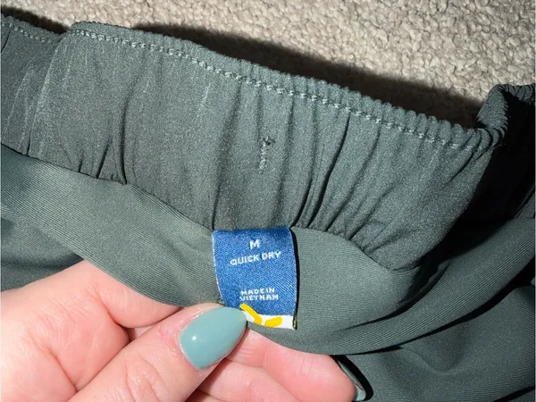 Old Navy Athletic Skort with Elastic Waistband - Image 3