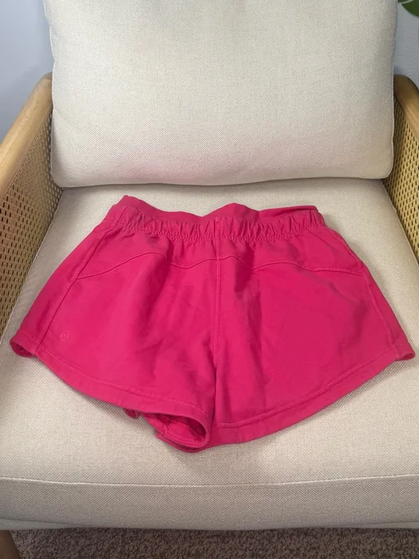 Lululemon Inner Glow Short 3" *Terry Size 6 - Image 4