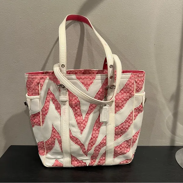 Coach Rare Limited Edition Pink White Zebra Patchwork Tote Shoulder Bag Purse - Image 2