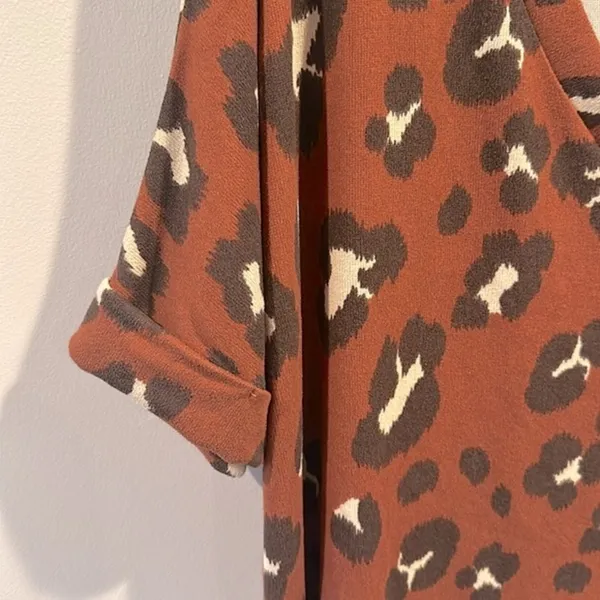 Sew‎ In Love Medium Animal Print Short Sleeve Top - Image 3