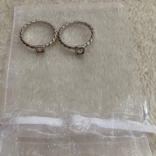 Twisted Rope Stacking Rings in Silver - Image 4