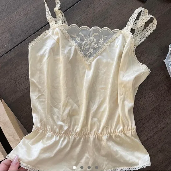 VINTAGE vanity fair‎ fairy lace camisole top xxs - Image 2
